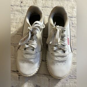 PUMA CARINA 2.0 GROOVIN JR 393976-01J GIRLS WHITE WITH PUMA LOGO SIZE 4